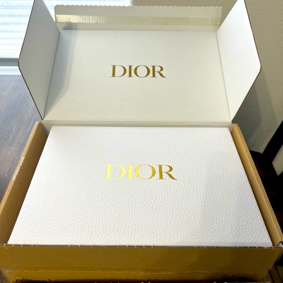 ❤️ Valentines Special-Dior 9 piece Gift Set - Picture 10 of 11